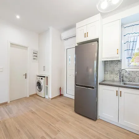 Garden View Poseidonas Perivólion